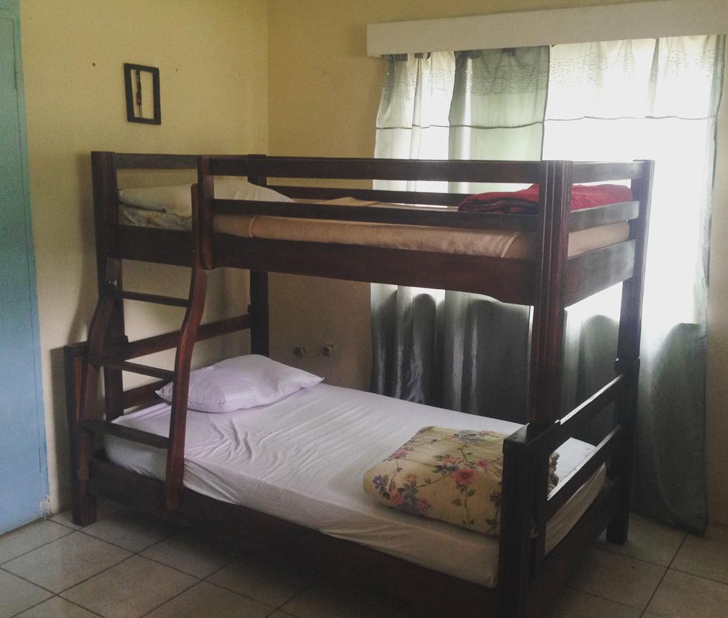 Kumunzi Backpackers Vandrerhjem Lusaka Eksteriør bilde